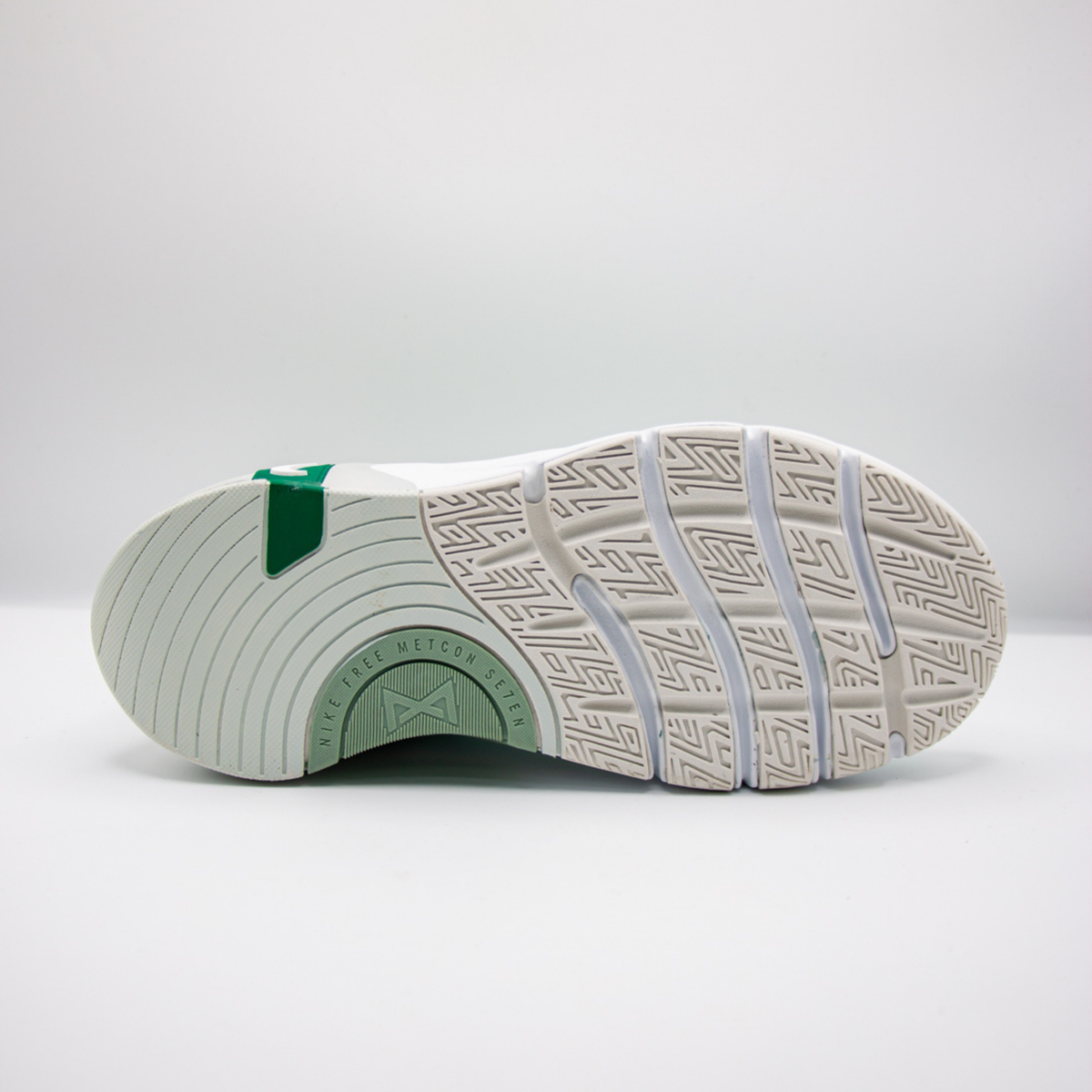 Nike Free Metcon 6 Barely Green Pine Green