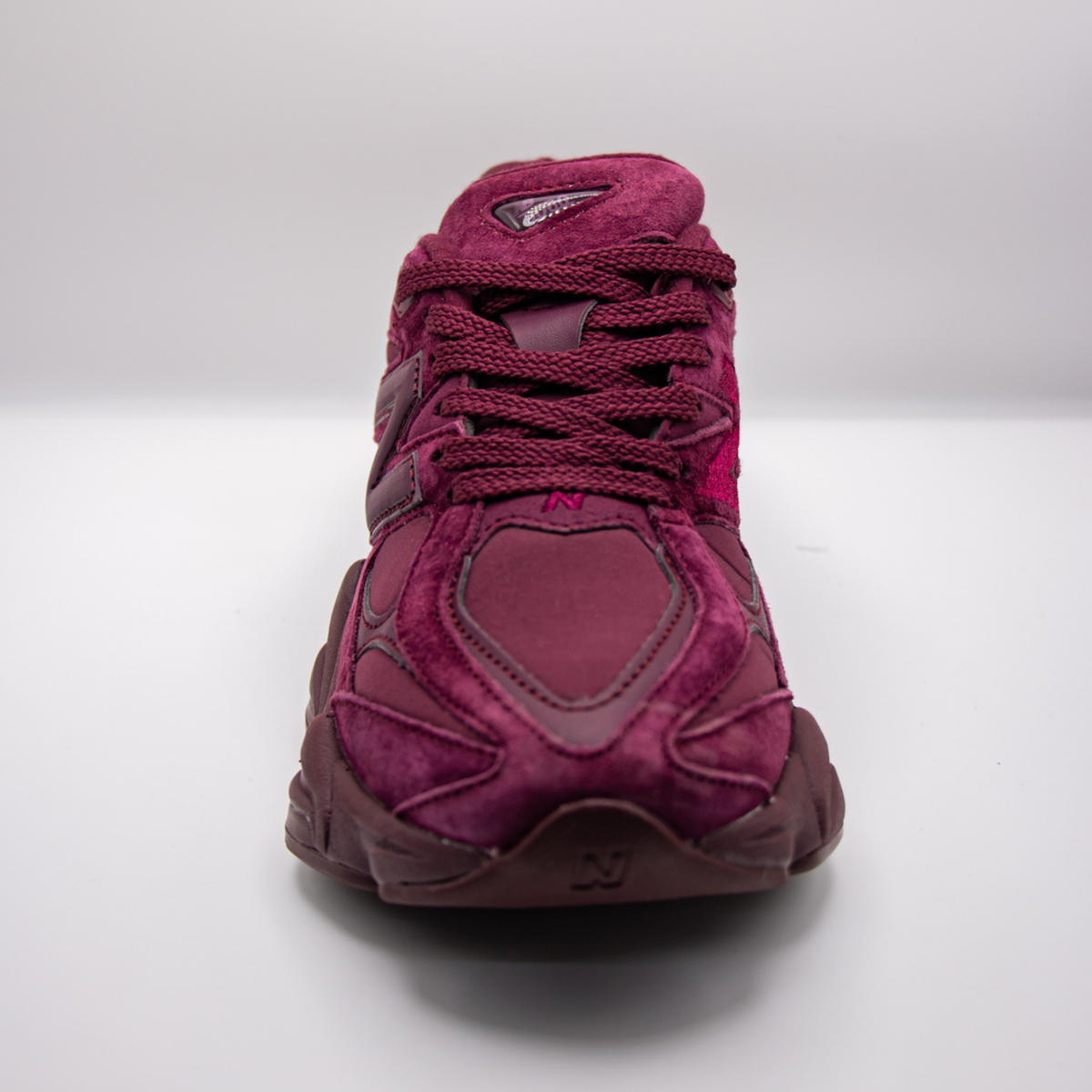 New Balance 9060 Granate