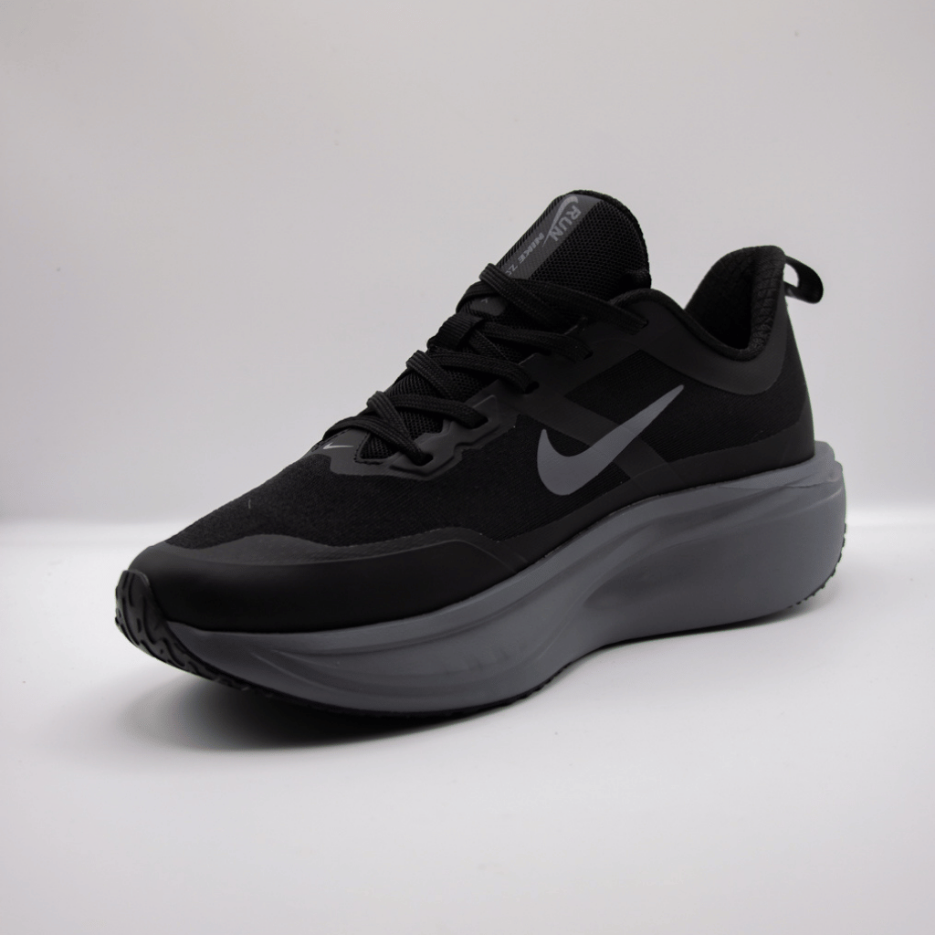 Nike Vomero 18 - Black & Anthracite