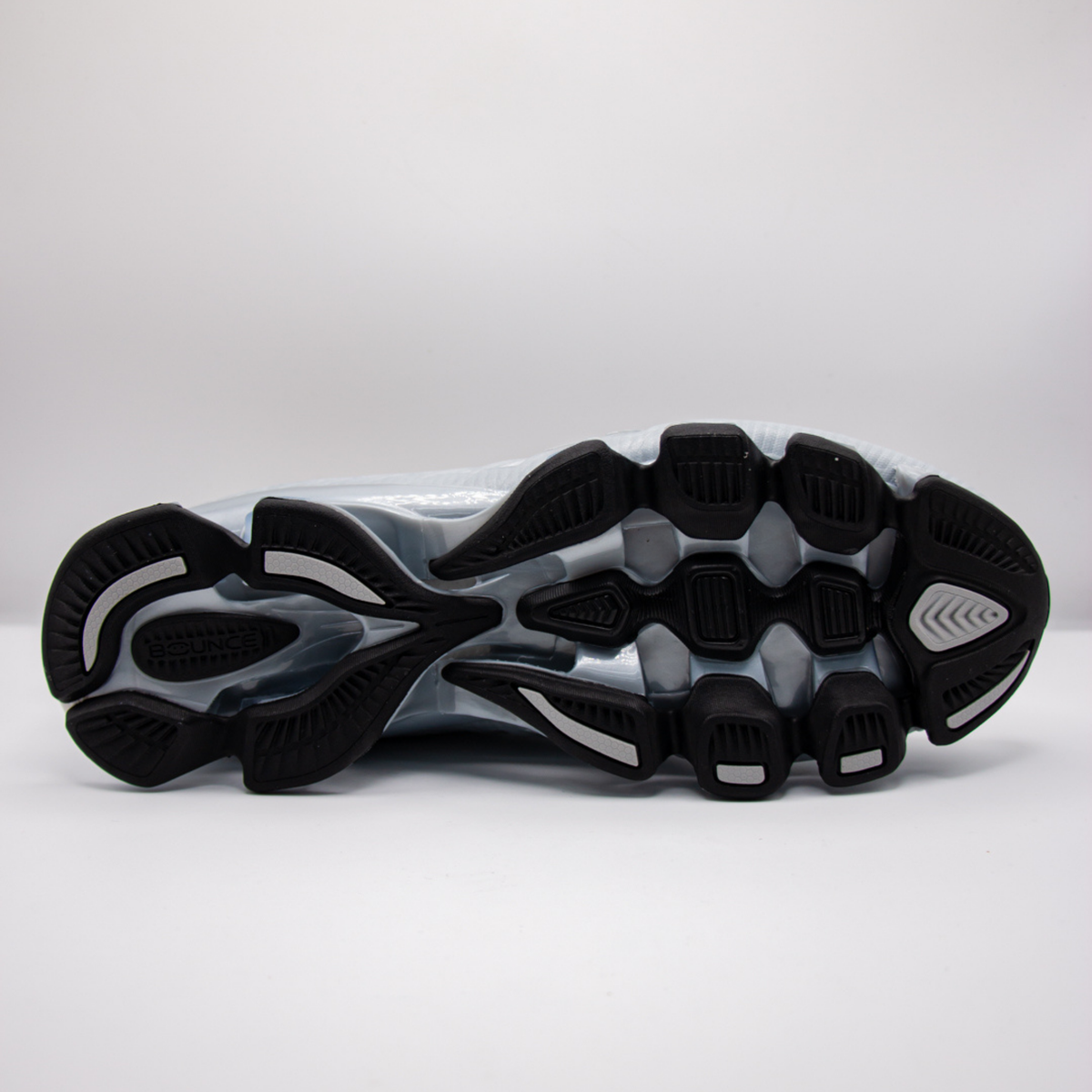 adidas Bounce Titan