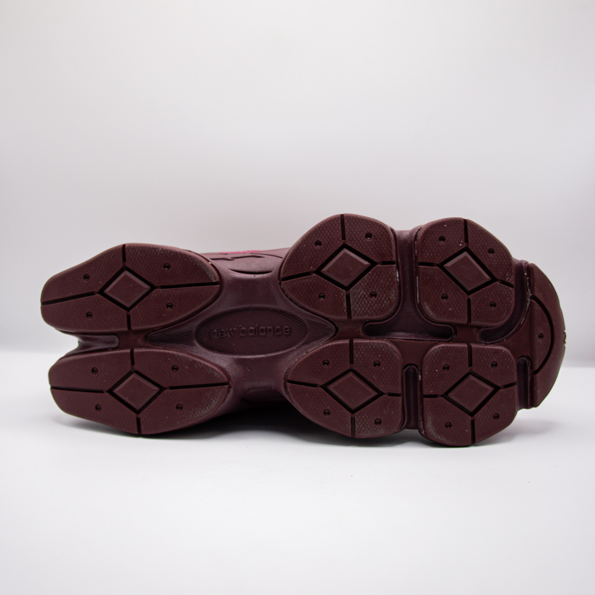 New Balance 9060 Granate