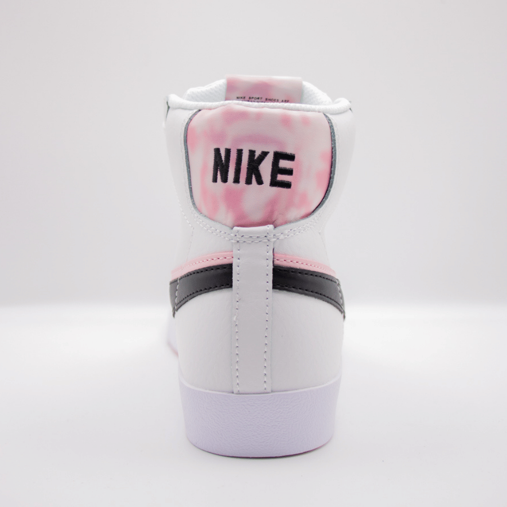 Nike Blazer Mid '77 SE "White Arctic Punch"