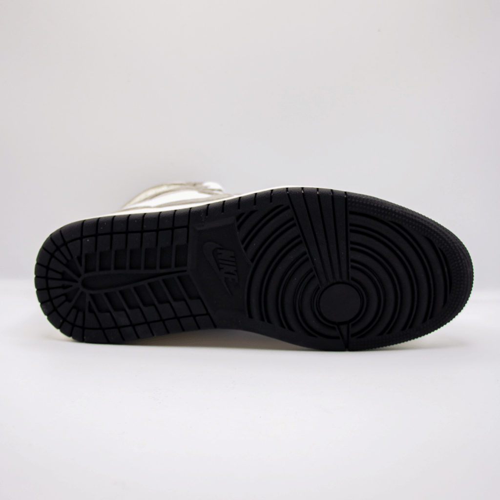 Air Jordan 1 Retro High OG "Washed Black"