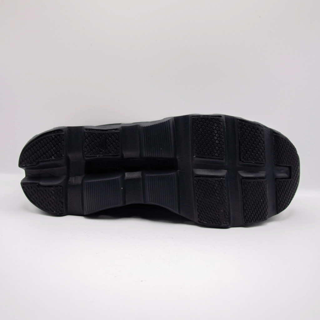 On Cloudmonster Void Total Black