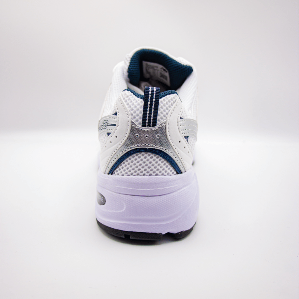 New Balance 530 Blanco, azul y plata