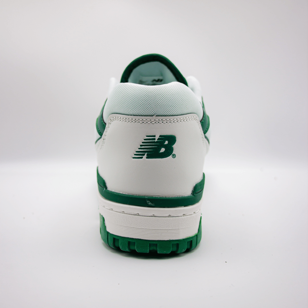 New Balance 550 Blanco con Verde