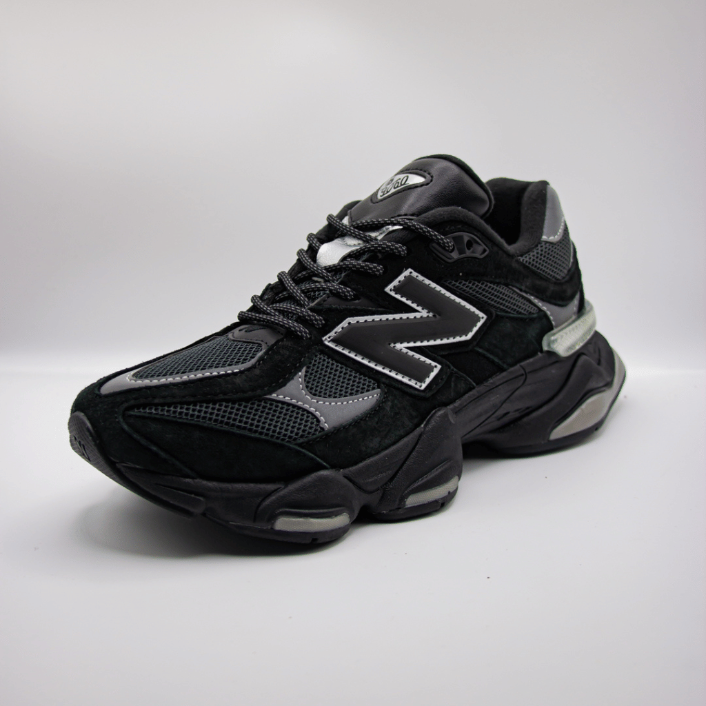 New Balance 9060 Negro con Gris