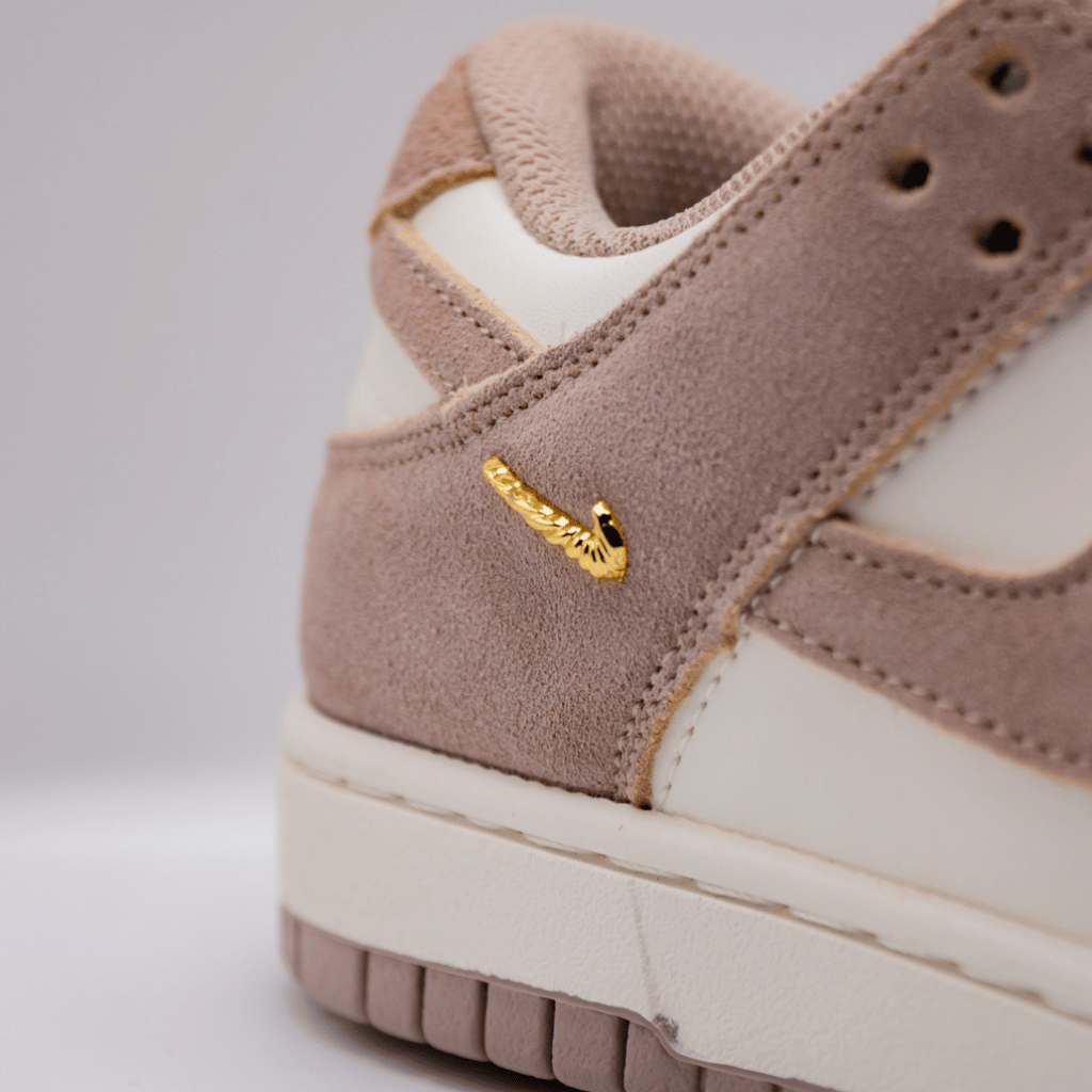 Nike Dunk Low SE Sand Drift