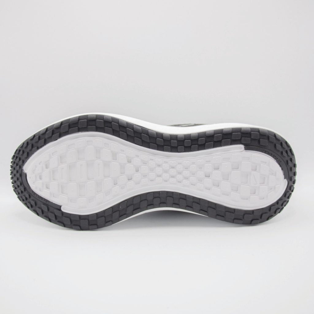 Nike Vomero Plus Negro