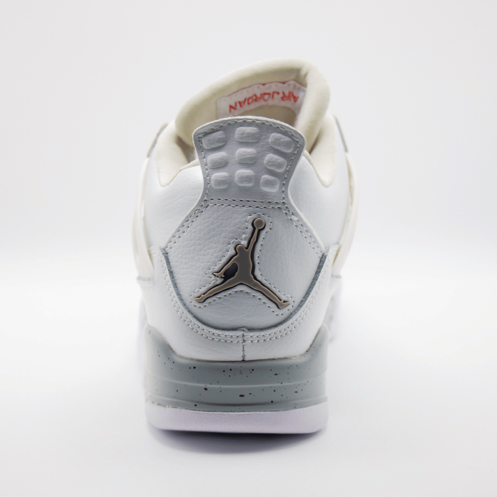 Air Jordan 4 Retro "White Oreo"