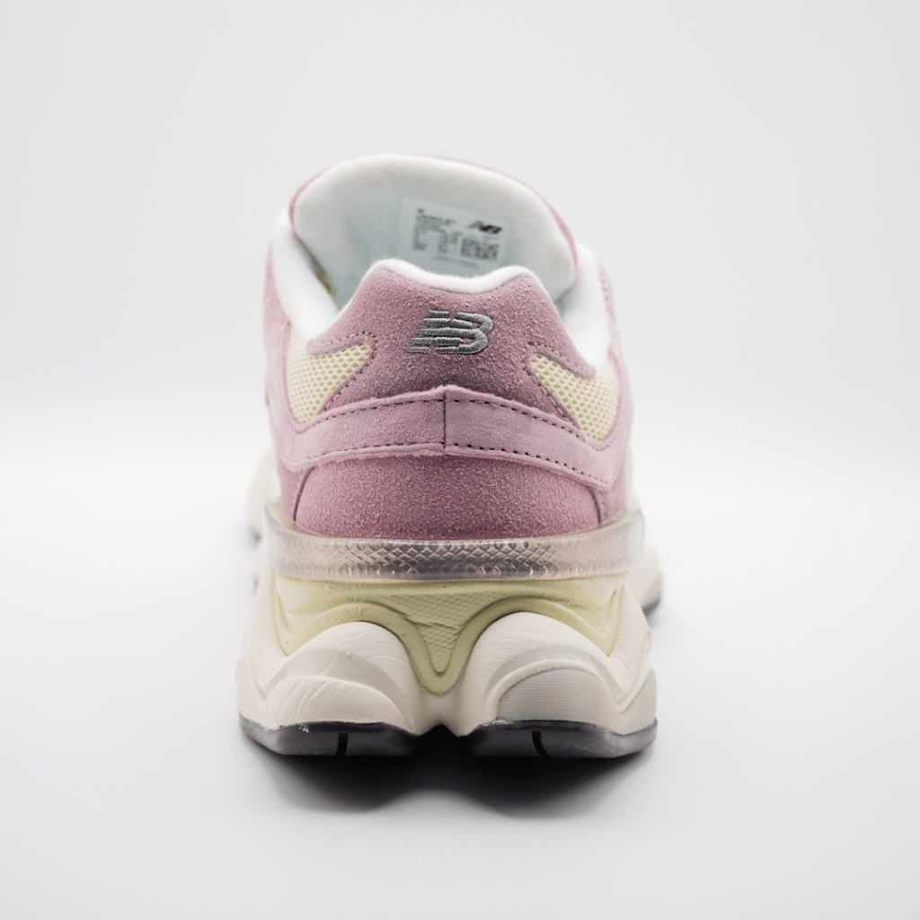 New Balance 9060 rosa pastel
