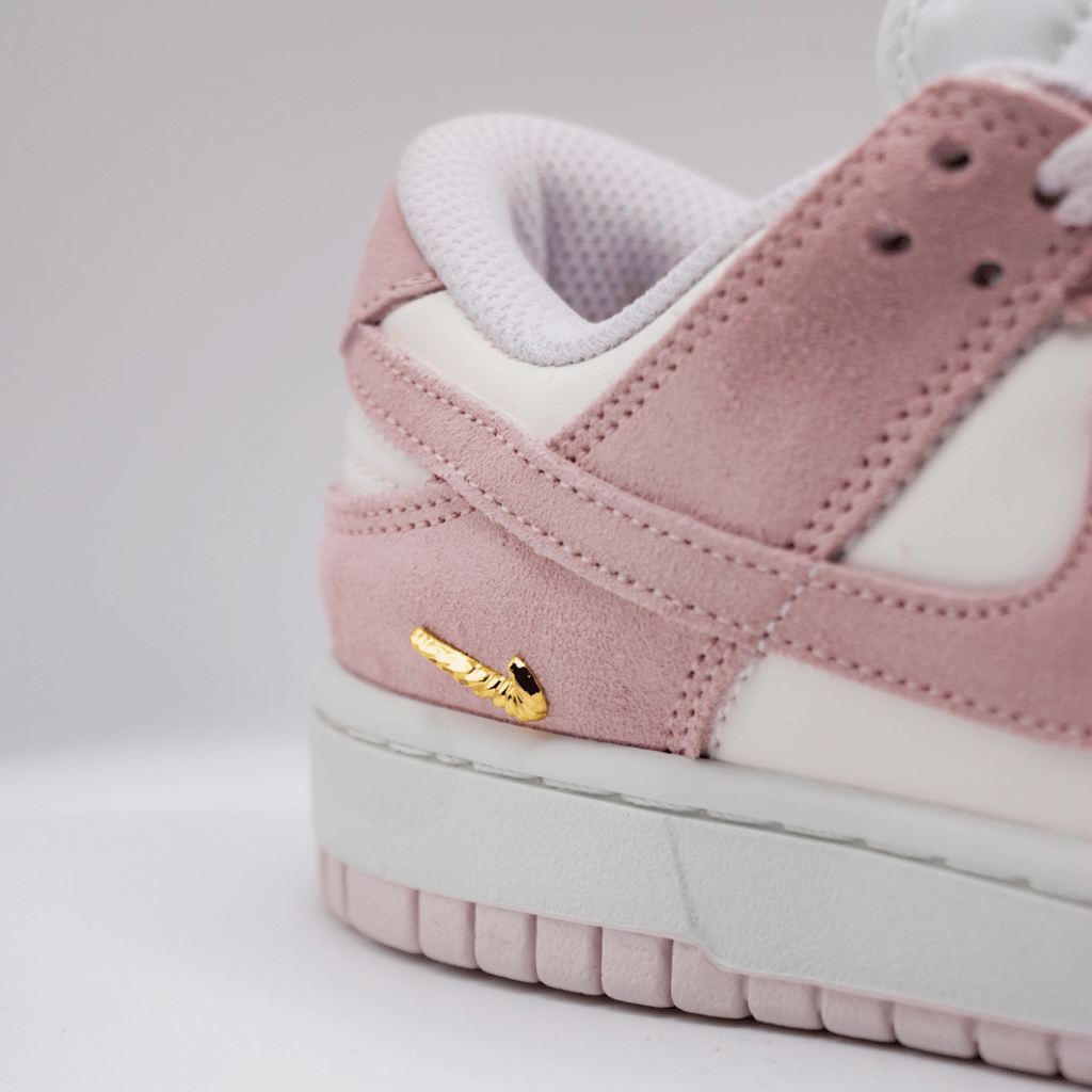 Nike Dunk Low Suede Sail/Pearl Pink