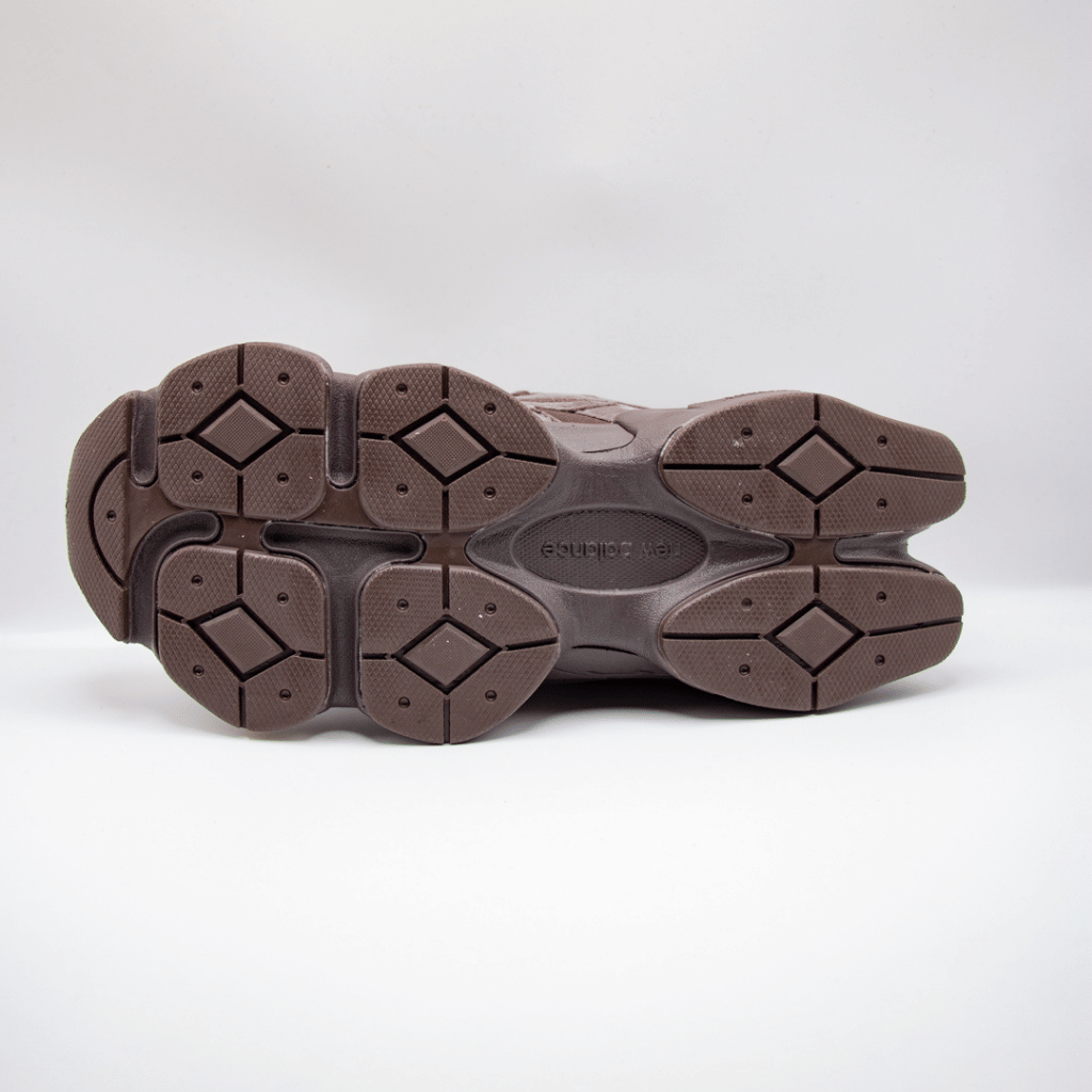 New Balance 9060 Chocolate