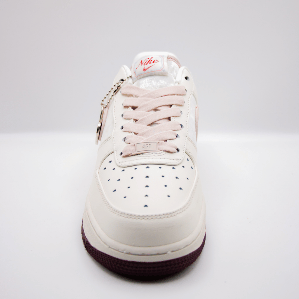 Nike Air Force 1 '07 Low Valentine's Day