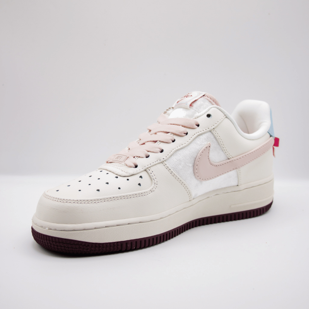 Nike Air Force 1 '07 Low Valentine's Day