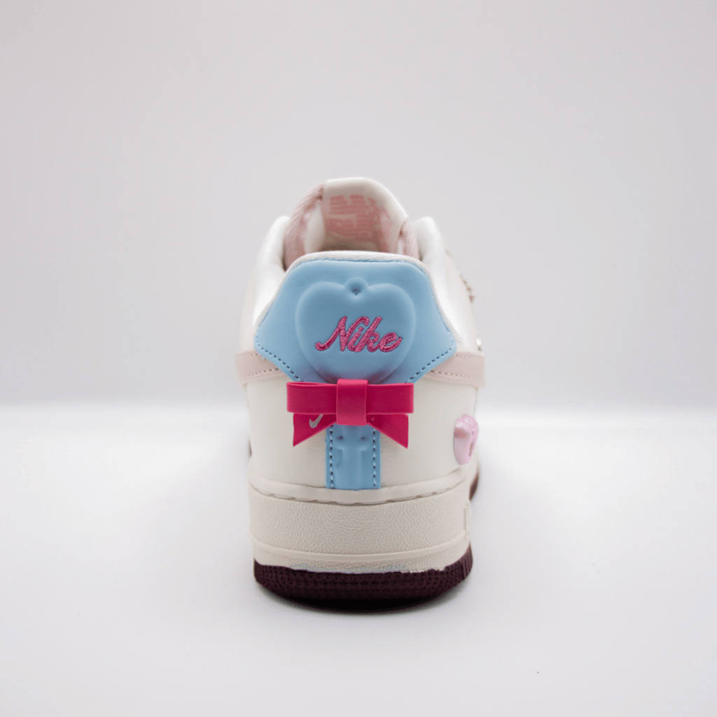 Nike Air Force 1 '07 Low Valentine's Day