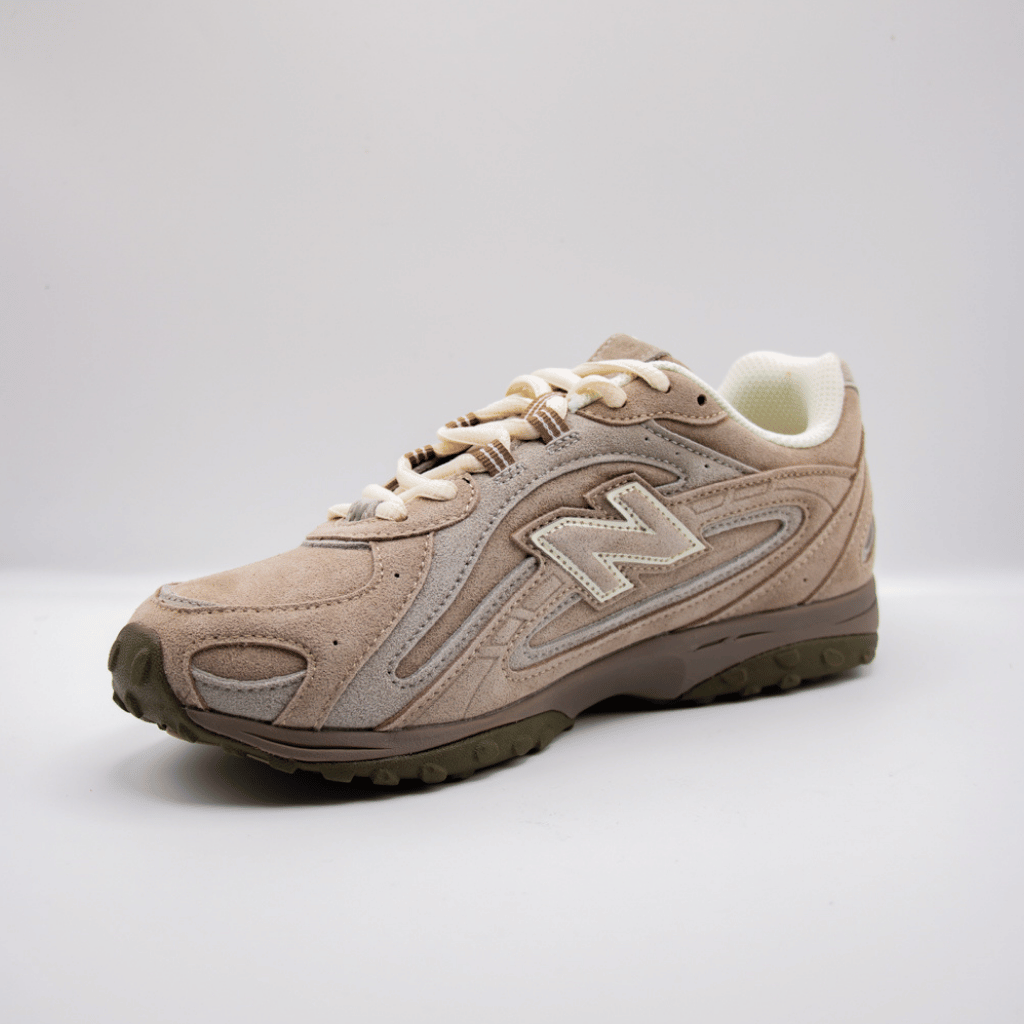 New Balance 204L Mushroom / Arid Stone