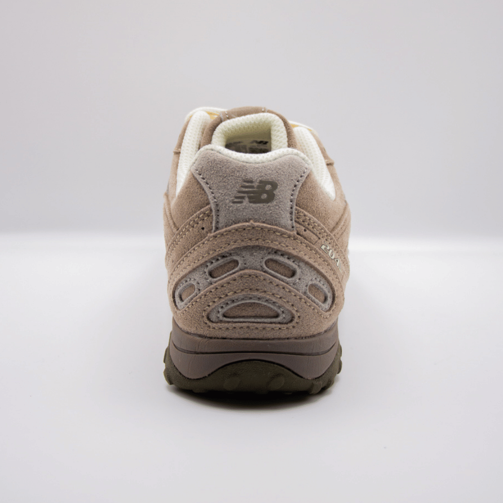 New Balance 204L Mushroom / Arid Stone