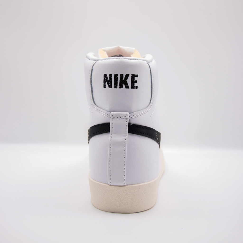Nike Blazer Mid '77 Vintage Blanco/Negro