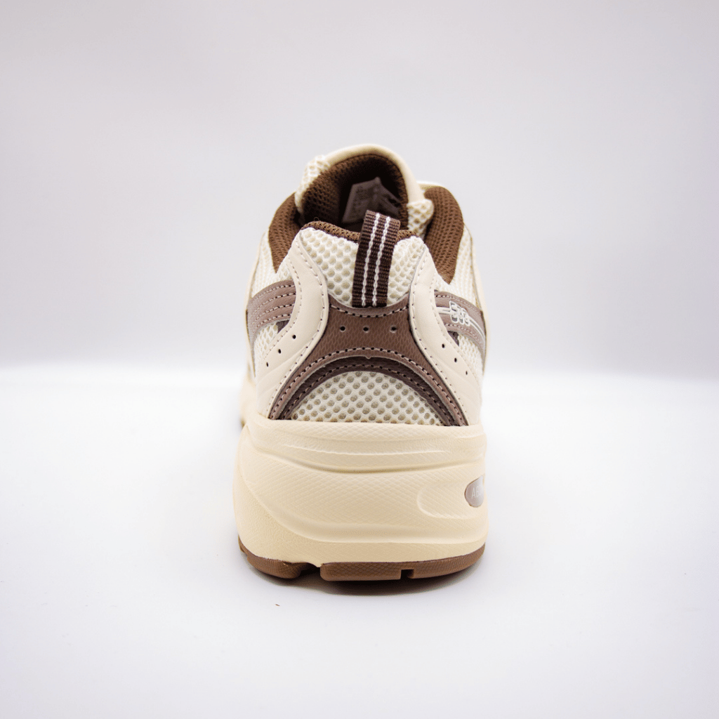 New Balance 530 Blanco con Café y Beige