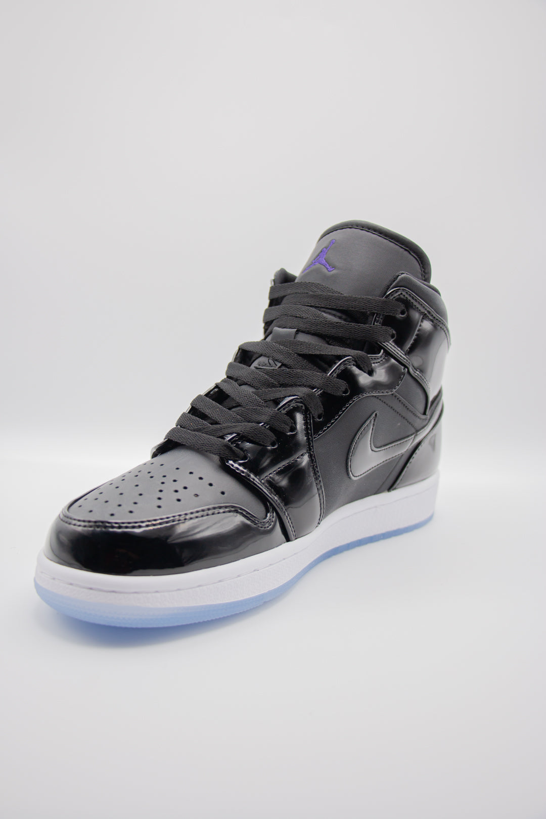 Jordan 1 Mid Space Jam